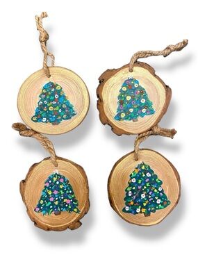 🎁Christmas tree ornaments 3” hand painted OOAK set of 4, wood, colorful, new